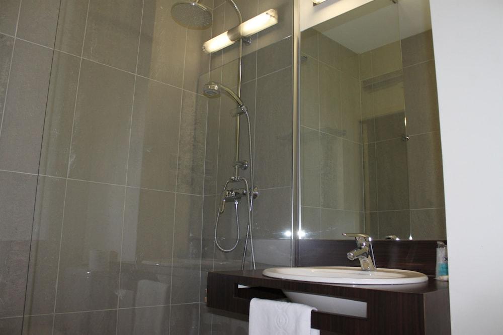 Sure Hotel By Best Western Caen Memorial Εξωτερικό φωτογραφία